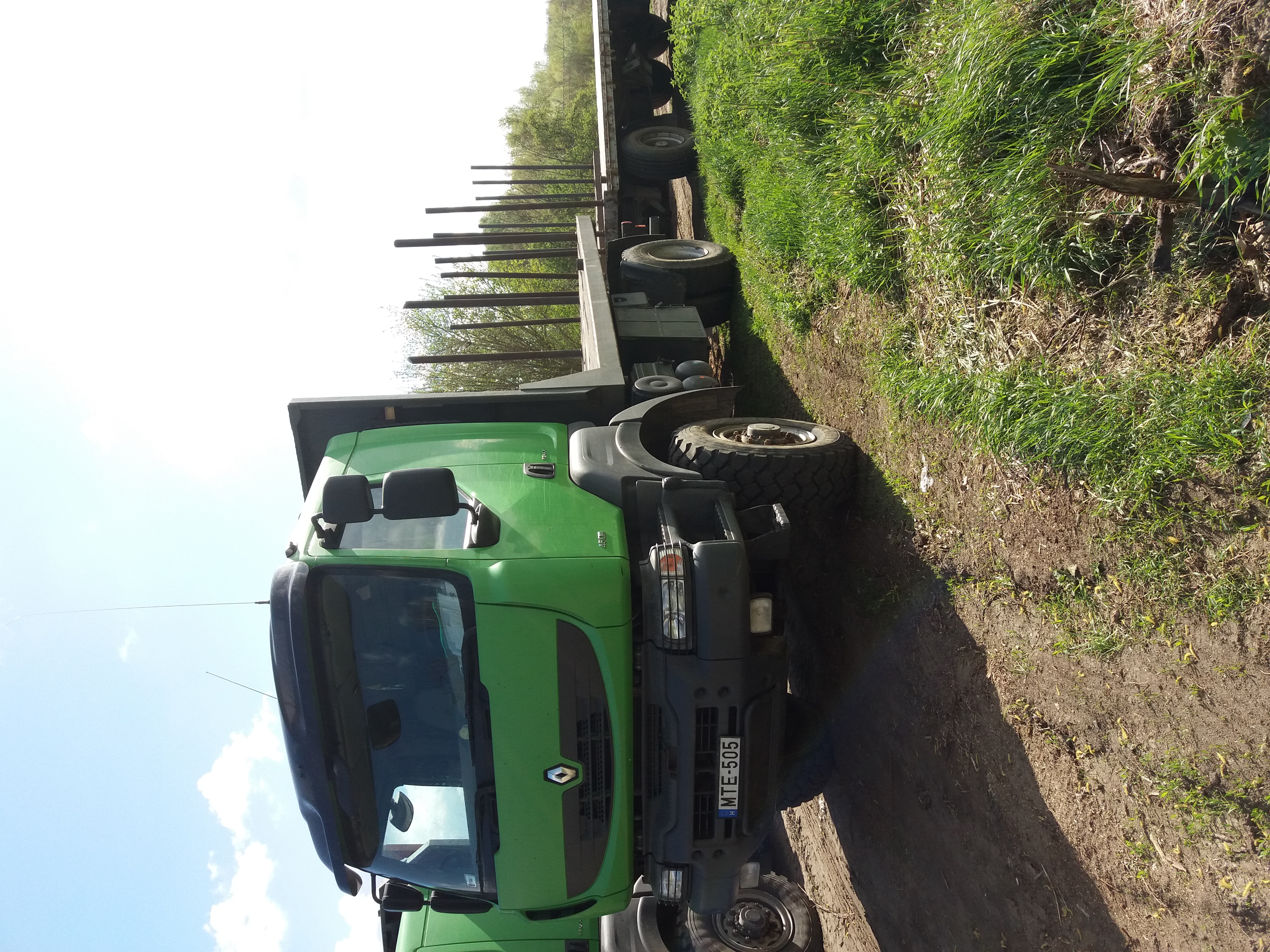 Erdészné Kft. - Hasított keményfa